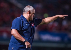 Chiqui asegura que juego fue parejo hasta el primer gol - Paraguaype.com