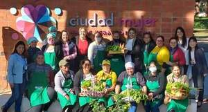 Mujeres emprendedoras ofrecieron sus productos en Ciudad Mujer