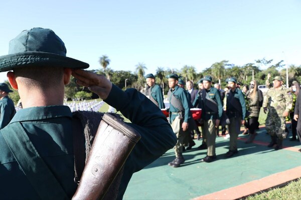 Diario HOY | Excombatiente de la Guerra del Chaco fue despedido con honores militares