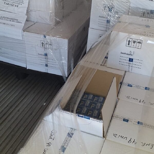 Diario HOY | Llega importante lote de medicamentos hemoderivados para pacientes críticos en UTI