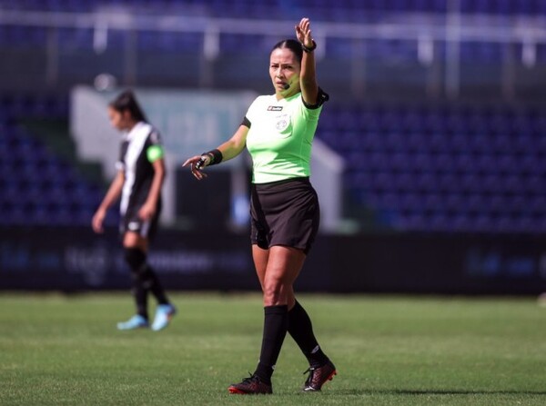 Gabriela Arce, la elegida para el Superclásico Femenino - APF