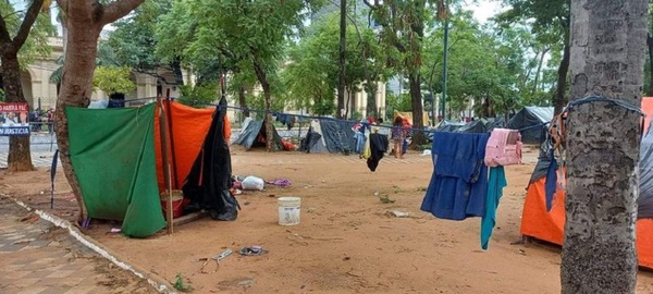 Senado aprueba proyecto que concede al Congreso administración de las plazas del casco histórico.