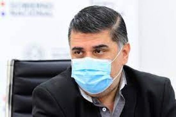 Ministro de Salud anuncia implementación de la carrera del profesional médico