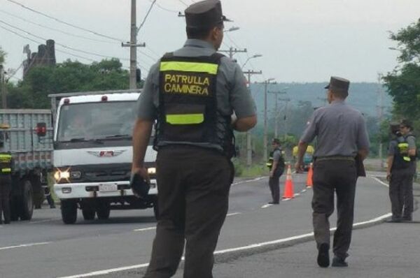 Patrulla Caminera da 15 días de tregua antes de multar por habilitación vencida - Nacionales - ABC Color