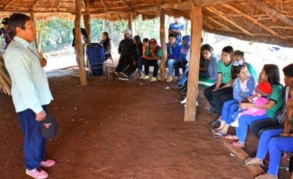 Realizan taller intercultural en comunidad indígena de Mbaracayú