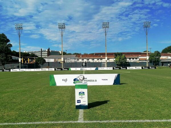 Duelo atractivo en Luque en el inicio de la 17ª ronda de la Primera B - Fútbol - ABC Color