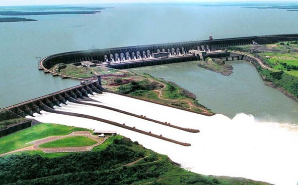 Gobierno plantea definir una tarifa intermedia de Itaipú en US$ 20,7 kW/mes para el 2022 | DIARIO PRIMERA PLANA