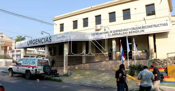 La Nación / Arrojan nafta y prenden fuego a dos indígenas que dormían en la Terminal de Ómnibus de Yby Yaú