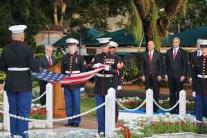 Diario HOY | Embajada norteamericana realizó izamiento de bandera por su independencia