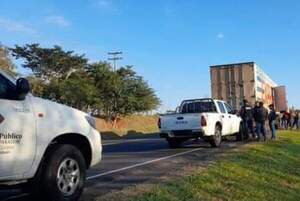 Piratas del asfalto robaron camión de carga y encomiendas en Santaní