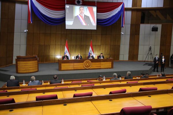 Titular del Congreso señala informe de gestión presidencial "sincero y esperanzador" - .::Agencia IP::.