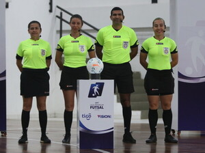 Autoridades para el inicio del Clausura de la Liga Premium - APF