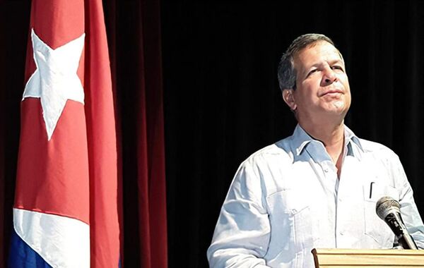 Exilio reacciona a muerte de general cubano con críticas y sospechas - Mundo - ABC Color