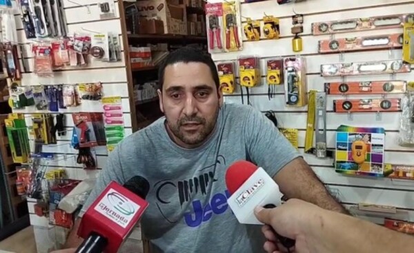 Asaltan ferretería en Pdte Franco