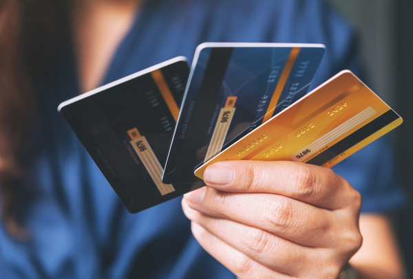 Negocio de las tarjetas de crédito movió US$ 449 millones a mayo | Análisis Macro | 5Días