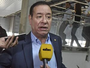 Miguel Cuevas vuelve a trabar su juicio por presunto enriquecimiento ilícito - Nacionales - ABC Color