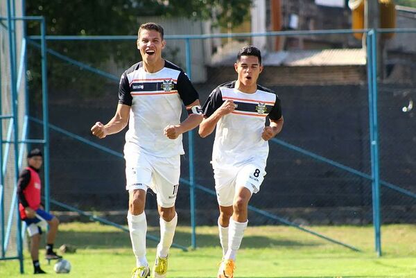 El “Águila” ocupa puesto de ascenso en Primera B - Fútbol - ABC Color