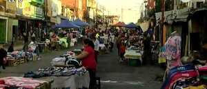Se realiza la feria polémica en el mercado 4