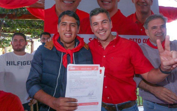 Ovetense deja la oposición para afiliarse a la ANR y apoyar la candidatura de Santi Peña – Prensa 5
