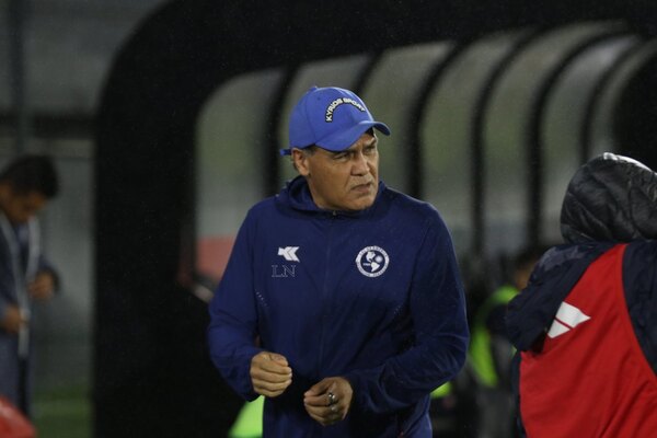 Sol de América oficializa la salida de Celso Ayala