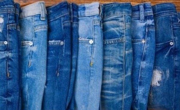 Mujeres simularon ser clientes  y robaron 16 jeans de una tienda