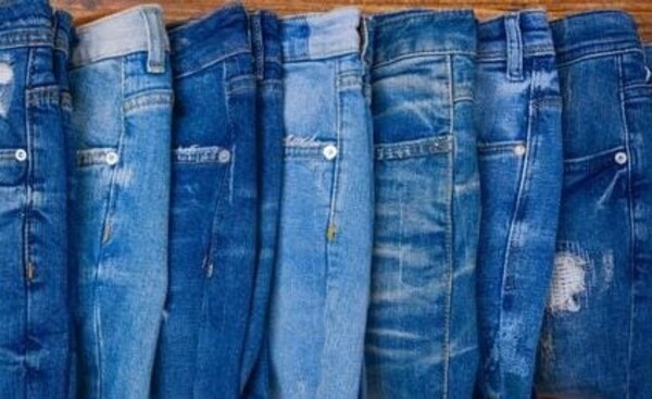 Mujeres simularon ser clientes y robaron 16 jeans de una tienda