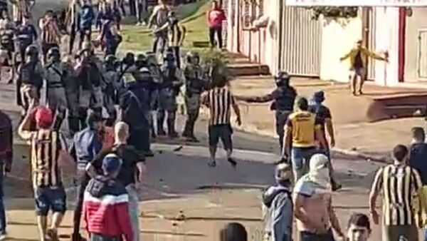 Batalla campal entre hinchas de Luque en Cambyretá