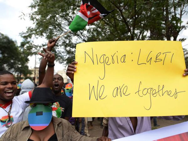 Nigeria: Condenan a muerte por lapidación a tres hombres por ser homosexuales | 1000 Noticias