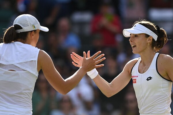 La número uno del mundo Iga Swiatek, eliminada de Wimbledon en tercera ronda