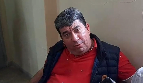 Quisieron tomar la Gobernación: un concejal presentó renuncia en lugar del Gobernador - Noticiero Paraguay