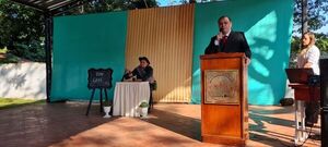 Docente del Saturio Ríos de San Lorenzo presenta su 5ta obra: “Don Cayé” - Nacionales - ABC Color