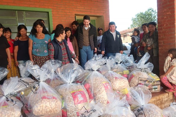 ENTREGAN DE CESTAS BÁSICAS DEL PROGRAMA ABRAZO A LAS COMUNIDADES NATIVAS