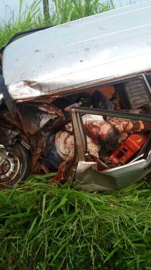 Camión de gran porte provoca fatal accidente en Pdte. Franco - La Clave
