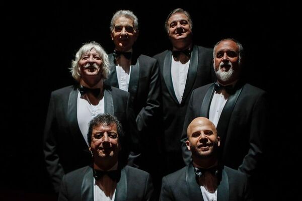 Les Luthiers: con los pies en el presente - ABC Revista - ABC Color