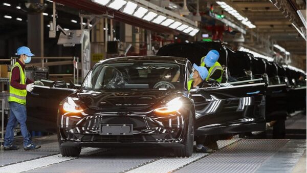 Entregas de autos de Tesla caen debido a cierre de planta de Shanghái | Internacionales | 5Días
