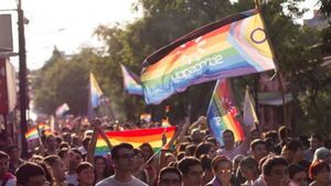 Comunidad internacional se une a la marcha LGBTQI en Paraguay