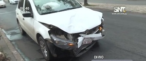 Accidente vehicular sobre Av. Carlos Antonio López - SNT