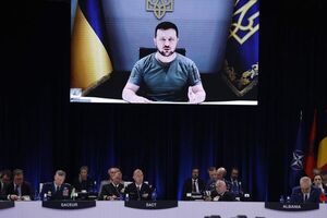 Zelenski advierte a Lukashenko de que no arrastre a Bielorrusia a la guerra - Mundo - ABC Color