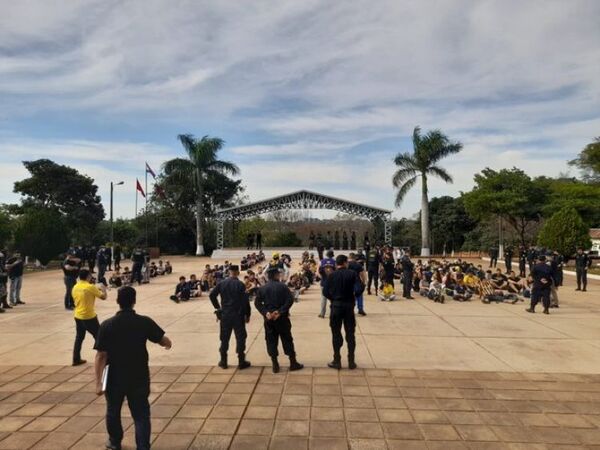 Imputan a nueve barras de Luqueño tras gresca en Cambyretá