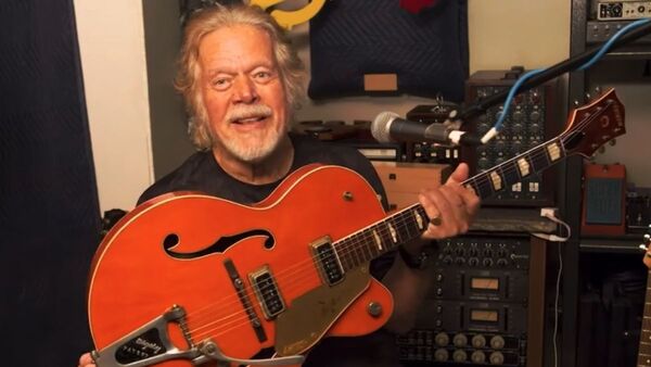 Recuperan en Tokio una preciada guitarra robada hace 45 años