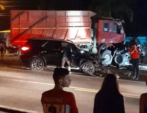 Diputado D’clessis, auxiliado tras protagonizar accidente de tránsito - Nacionales - ABC Color