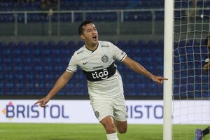 Diario HOY | Olimpia baja el telón del Apertura 2022 con una victoria sobre Guaraní 