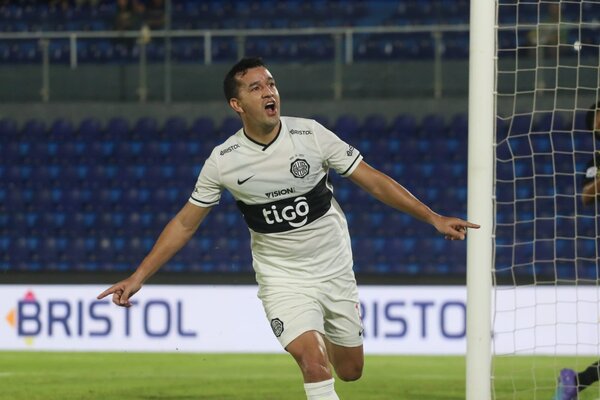 Diario HOY | Olimpia baja el telón del Apertura 2022 con una victoria sobre Guaraní