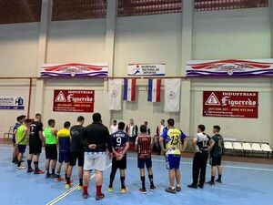 Preselección masculina de balonmano mirando Odesur - Polideportivo - ABC Color