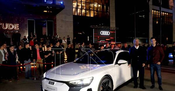 La Nación / Audi presentó en el país el RS e-tron GT: 100% eléctrico