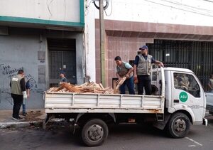 Despejan calles ocupadas por cuidacoches: los tres puntos críticos en Asunción - Nacionales - ABC Color