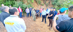 Verifican predio destinado a área de control fronterizo en Ñacunday - La Clave