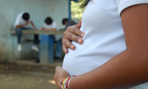 Un hombre habría embarazado a su hija de 12 años - Noticiero Paraguay