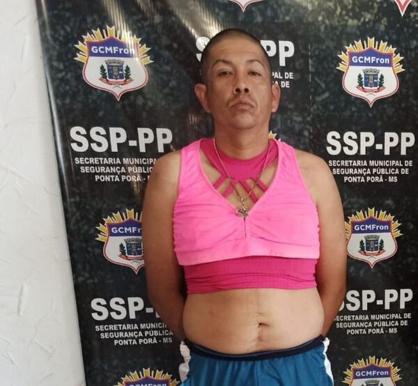 Asaltante vestido de mujer intentó robar una motocicleta y fue detenido - Radio Imperio