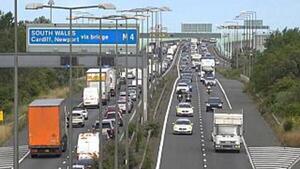 Protestas en las autopistas británicas por el aumento de los precios de los combustibles | 1000 Noticias
